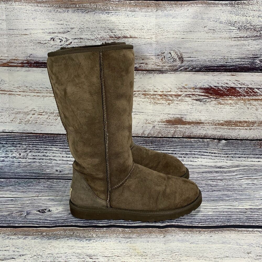 Ugg Classic Tall Chocolate Brown Winter Boots Women’s Size 9